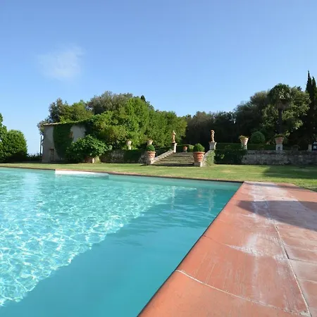 Villa Wonderful In Montepulciano